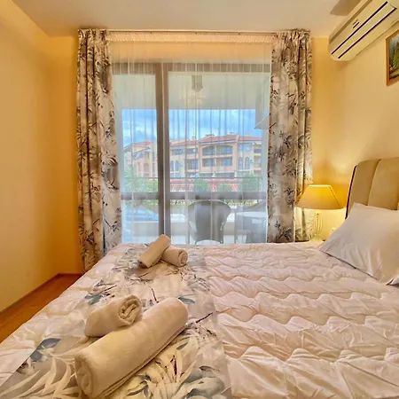 Apartment Cozy 1-bedroom In Royal Bay By Menada