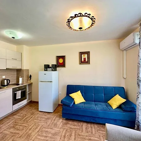 Cozy 1-bedroom In Royal Bay Appartement
