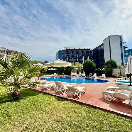 Apartment Cozy 1-bedroom In Royal Bay By Menada *