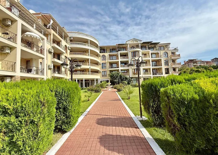 Cozy 1-bedroom In Royal Bay 圣弗拉斯